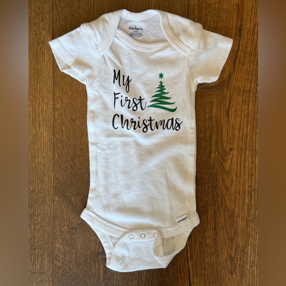 ✨4/$15✨ My First Christmas Baby Onesie Gerber Size 6-9 Months
